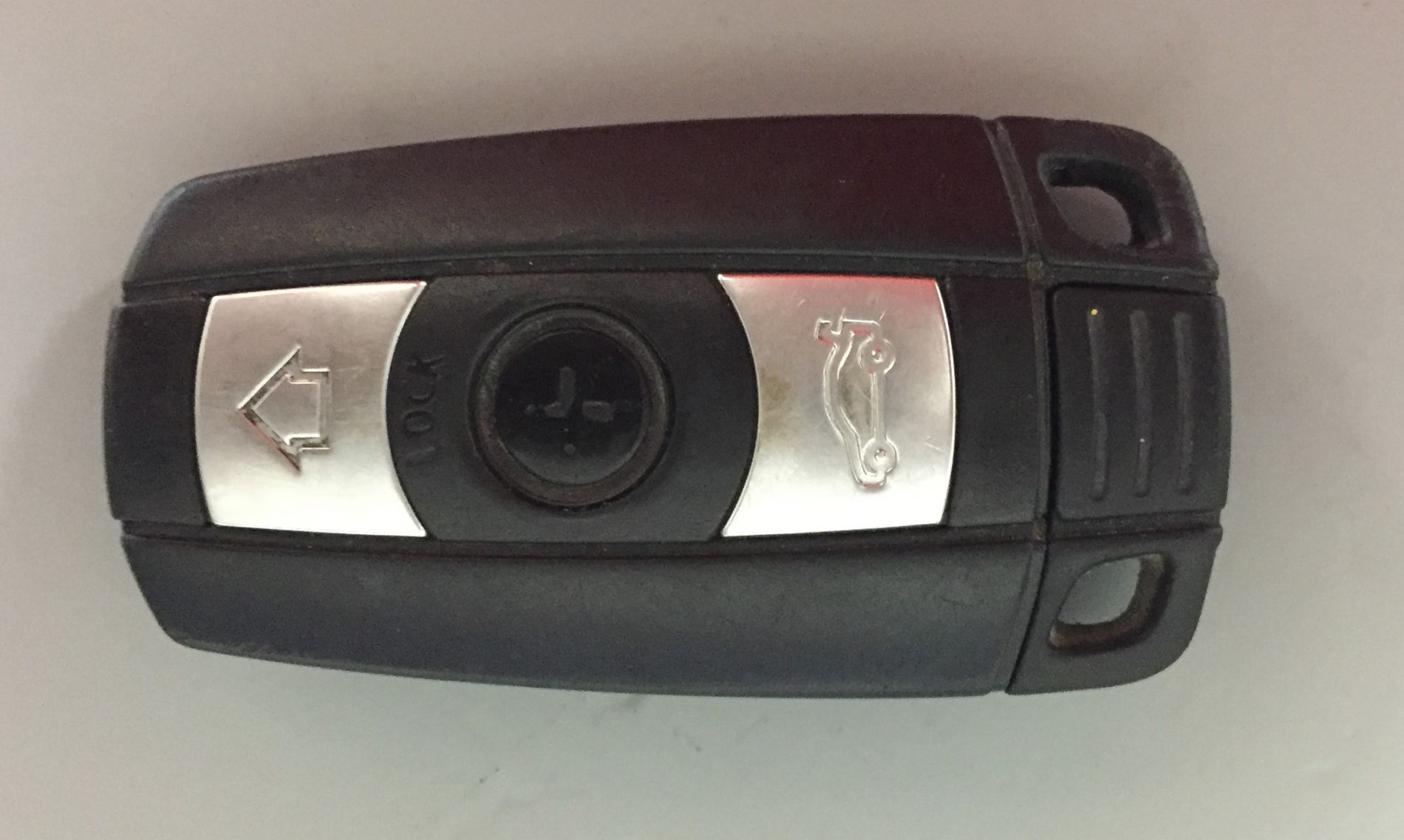 Naprawa klucza do auta BMW I E81 z 2004 roku