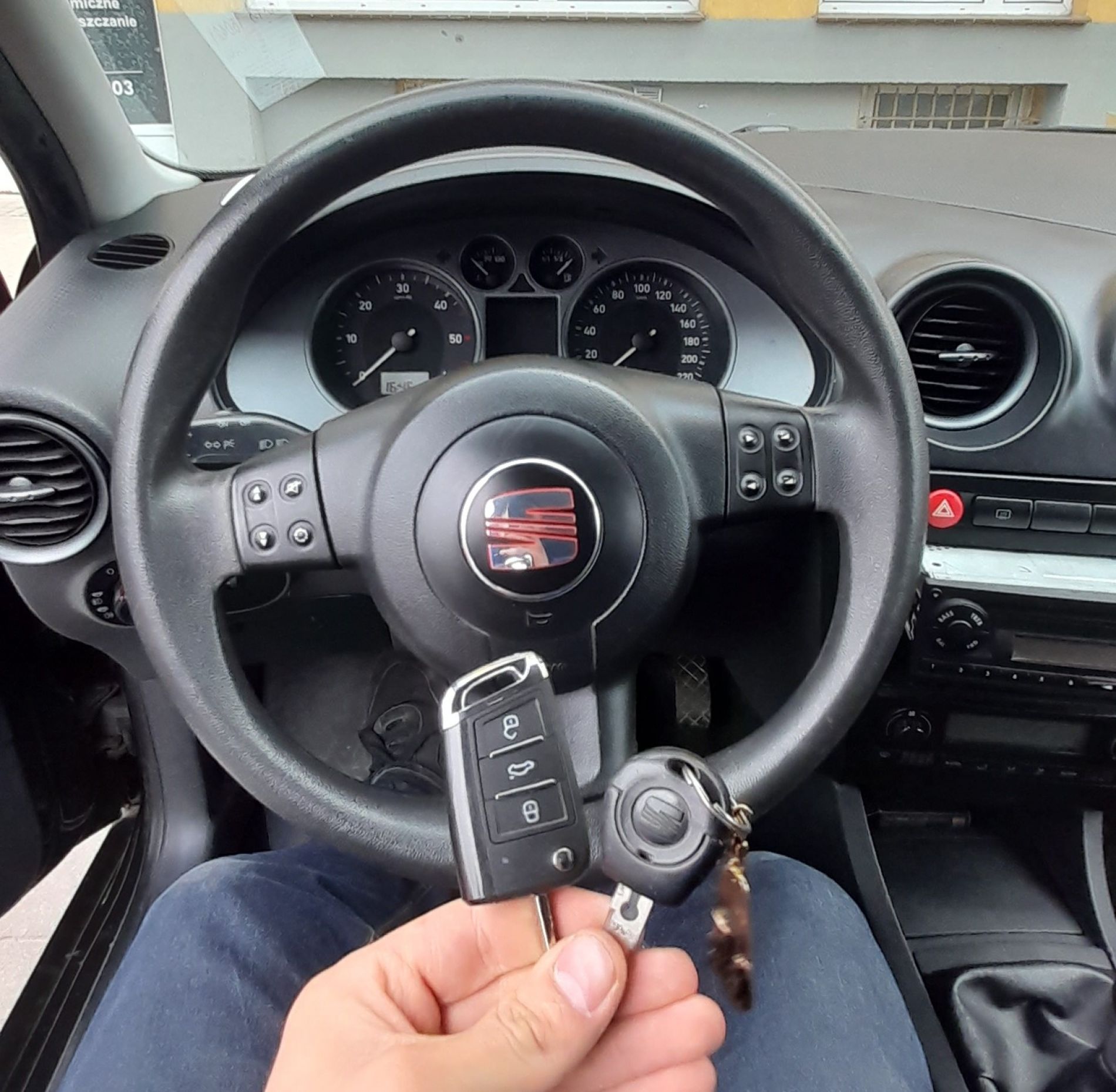 Dorobienie klucza z pilotem do auta Seat Ibiza III z 2008 roku