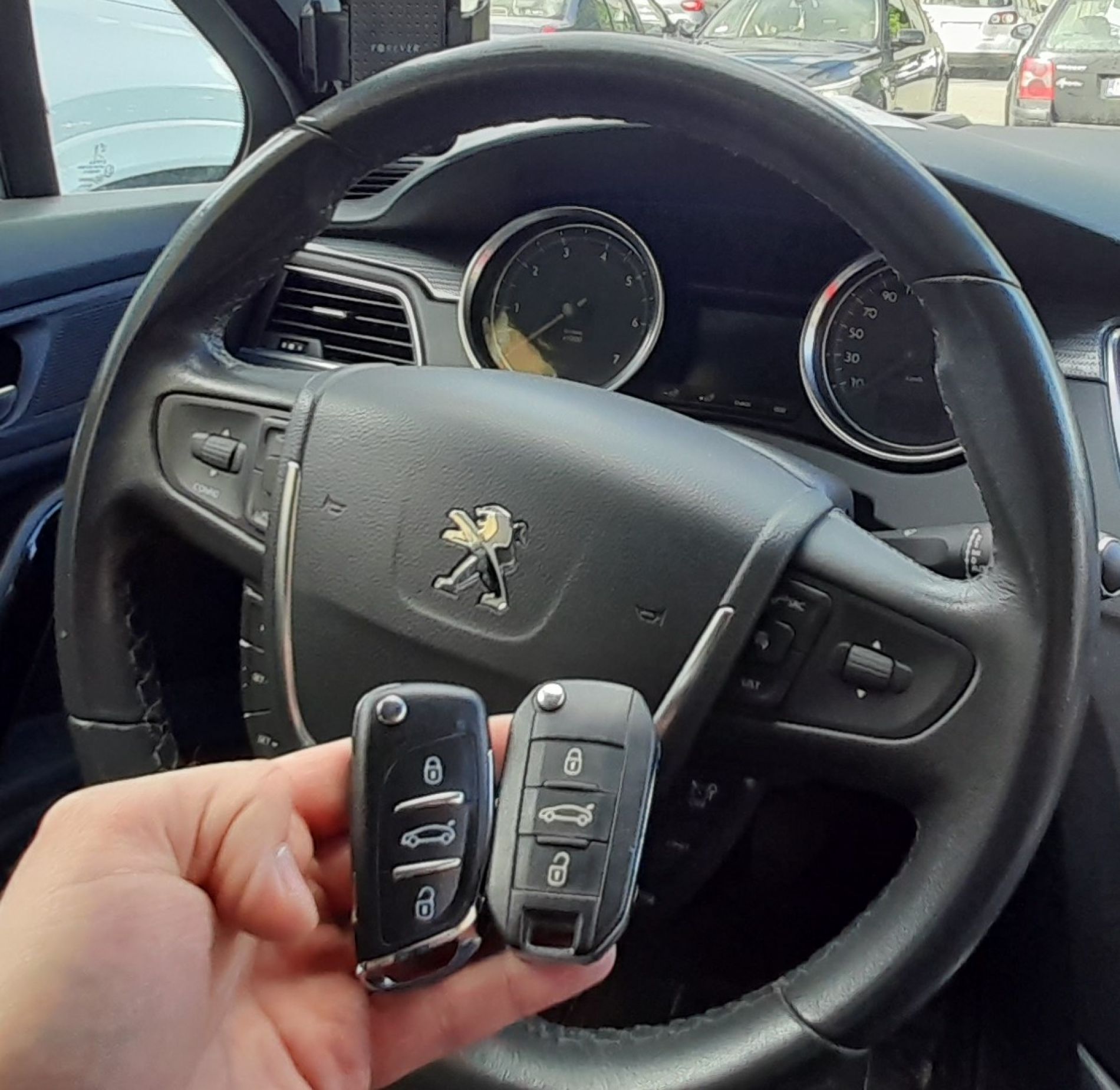 Programowanie klucza do auta Peugeot 508 z 2014 roku