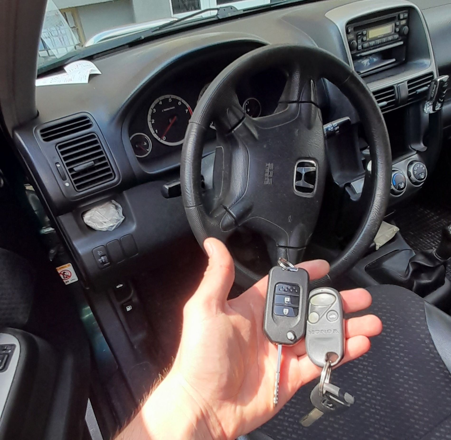 Wykonanie kopii klucza oraz pilota do auta Honda CRV z 2005r