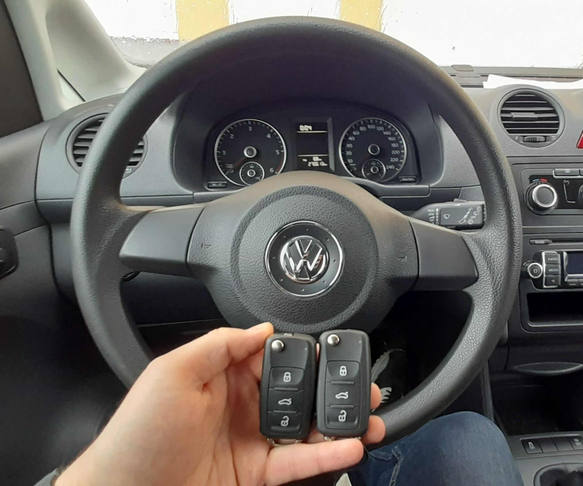 Jak dorabiamy klucz do Volkswagena Caddy III?