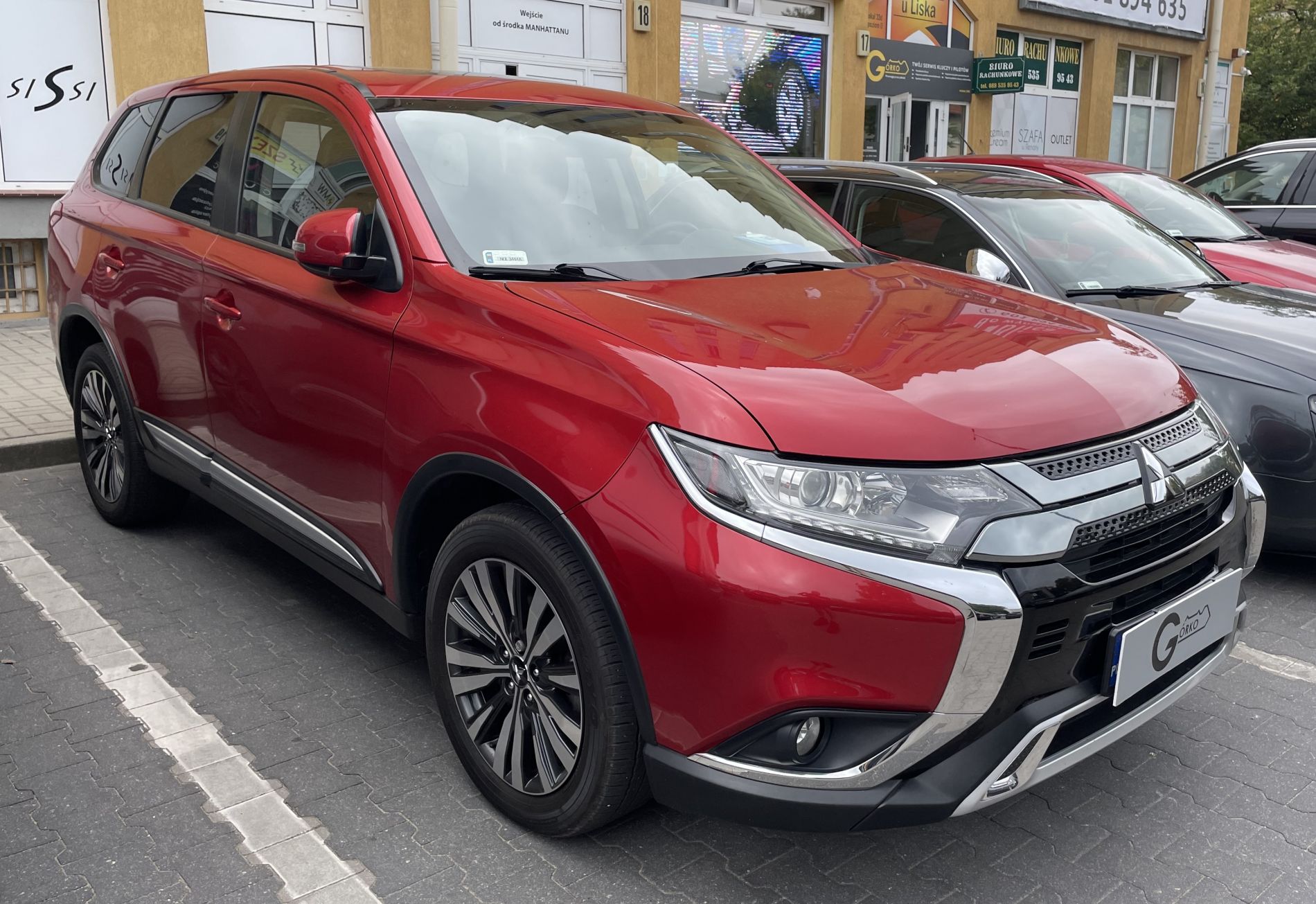 Jak dorabiamy klucze z pilotem, transponderem i funkcją keyless do Mitsubishi Outlander SE 2021?