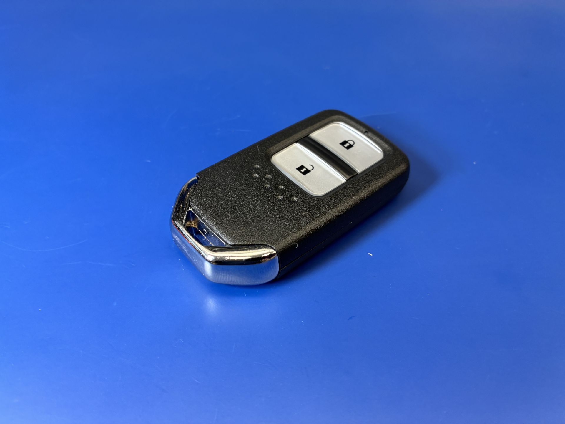 Dorabianie klucza do samochodu Honda – Wymagania, Proces i Korzyści