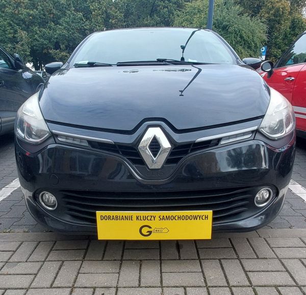 Dorobienie zapasowej karty do Renault Clio IV (2019) — wykonanie krok po kroku Dorobienie zapasowej karty do Renault Clio IV (2019) — wykonanie krok po kroku