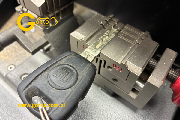 Naprawa zablokowanej stacyjki do Fiata Punto 