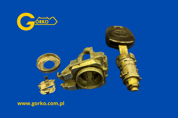 Naprawa wkładu zamka do Toyoty RAV4