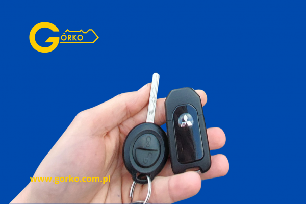 Dorobienie klucza do Mitsubishi Colt – z klasycznego klucza na wygodny klucz typu scyzoryk