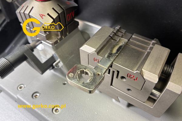 Naprawa klucza - wymiana obudowy do Peugeota 407