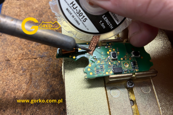 Naprawa klucza do Audi A6 C6 – nowa obudowa, regeneracja elektroniki i docięcie grotu