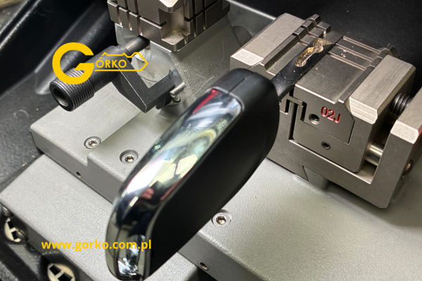 Dorobienie klucza do Citroën C5 2011 – transponder ID46, częstotliwość 434 MHz