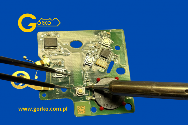 Naprawa karty Renault Scenic – ratunek po nieudanej próbie samodzielnej naprawy