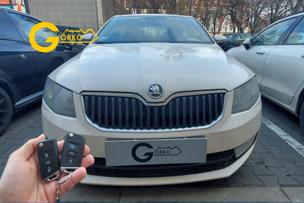 Dorobienie nowego klucza do Skody Octavia III