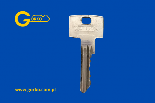 Frezowanie klucza Abus maszyną CNC X-CUT AN-SAN – dorabianie nietypowych kluczy z zagranicy