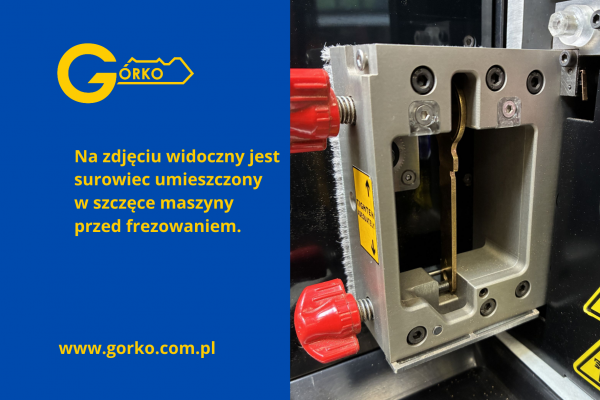 Frezowanie klucza Abus maszyną CNC X-CUT AN-SAN – dorabianie nietypowych kluczy z zagranicy