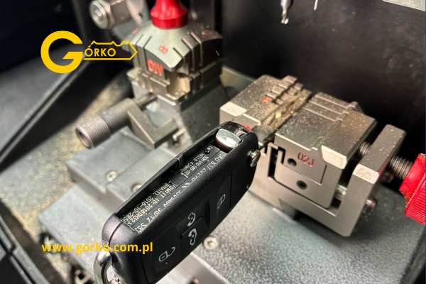 Wymiana obudowy i grotu w kluczu do Seat Alhambra Wymiana obudowy i grotu w kluczu do Seat Alhambra