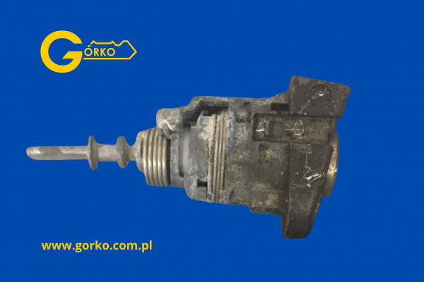 Naprawa i dopasowanie wkładu zamka drzwi kierowcy Volkswagen T5 – pełna regeneracja i kodowanie pod klucz klienta