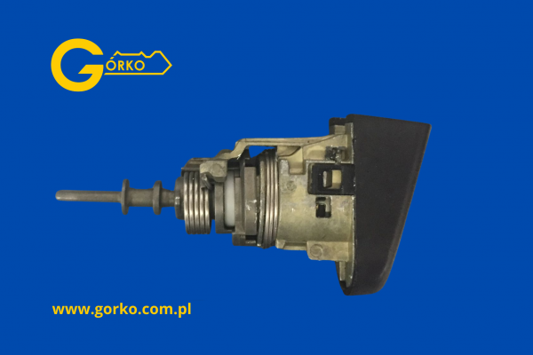 Naprawa i dopasowanie wkładu zamka drzwi kierowcy Volkswagen T5 – pełna regeneracja i kodowanie pod klucz klienta