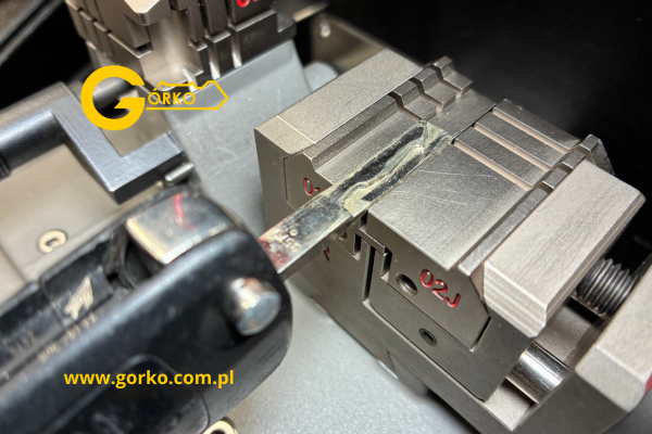 Naprawa klucza do Opla Signum – kompleksowa regeneracja i nowy grot