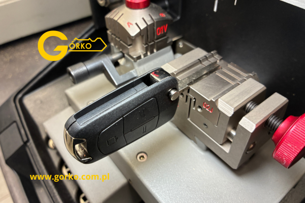 Naprawa klucza do Opla Signum – kompleksowa regeneracja i nowy grot